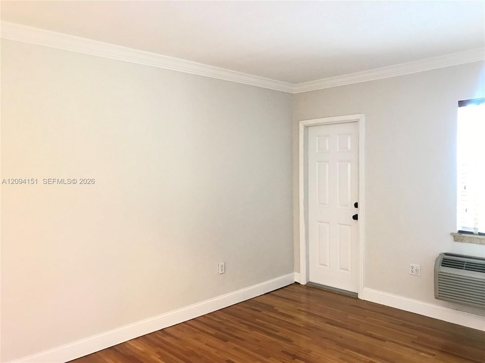 В аренду: $1,999 (1 спален, 1 ванн, 560 Квадратных фут)
