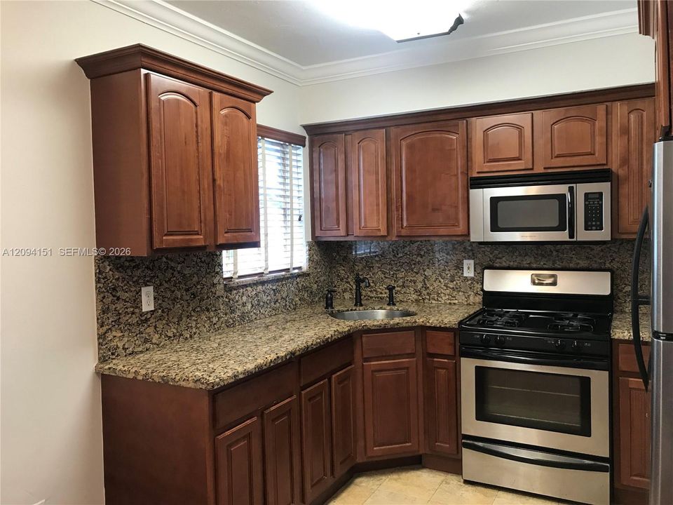 В аренду: $1,999 (1 спален, 1 ванн, 560 Квадратных фут)