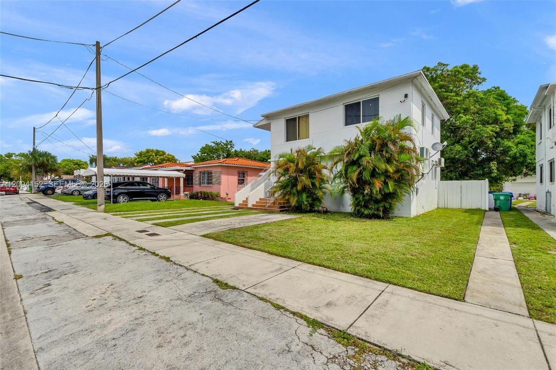En Venta: $1,100,000 (0 camas, 0 baños, 1830 Pies cuadrados)