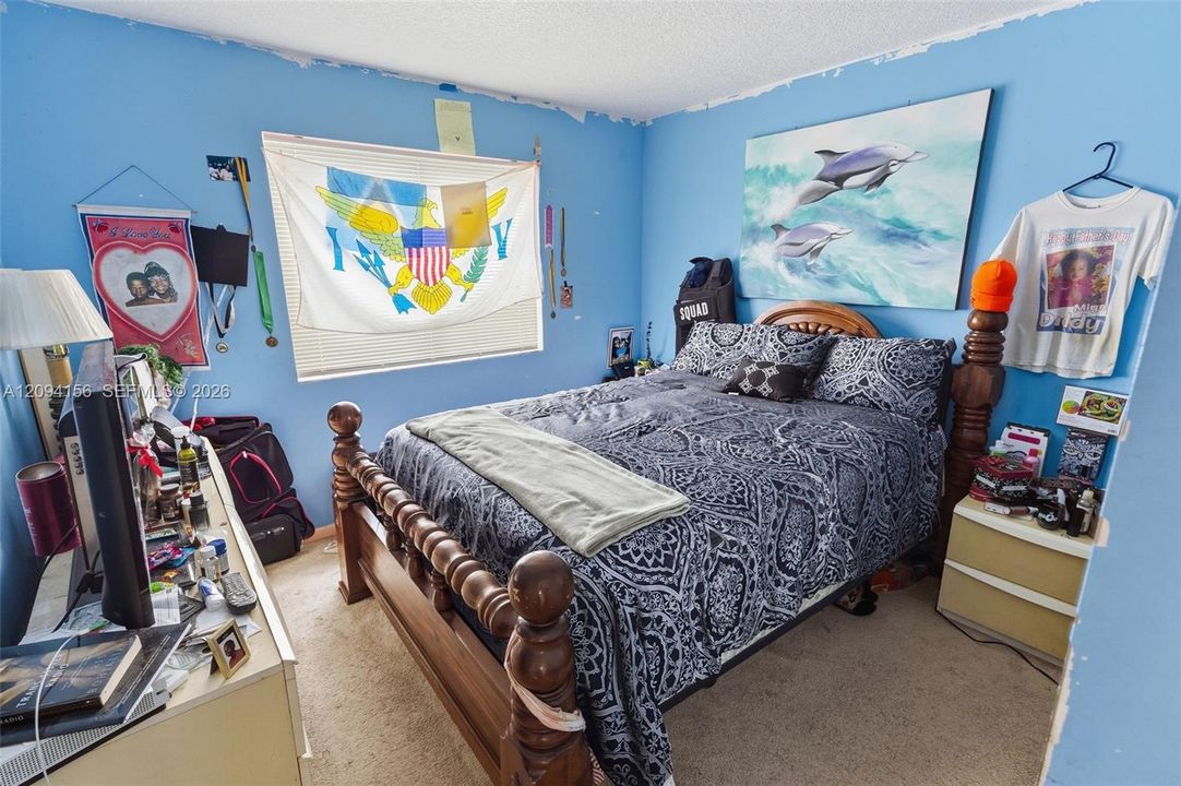 En Venta: $380,000 (3 camas, 2 baños, 1348 Pies cuadrados)