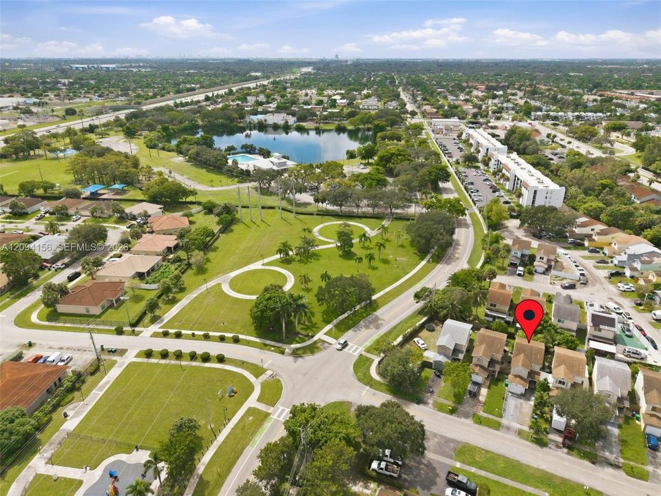En Venta: $380,000 (3 camas, 2 baños, 1348 Pies cuadrados)