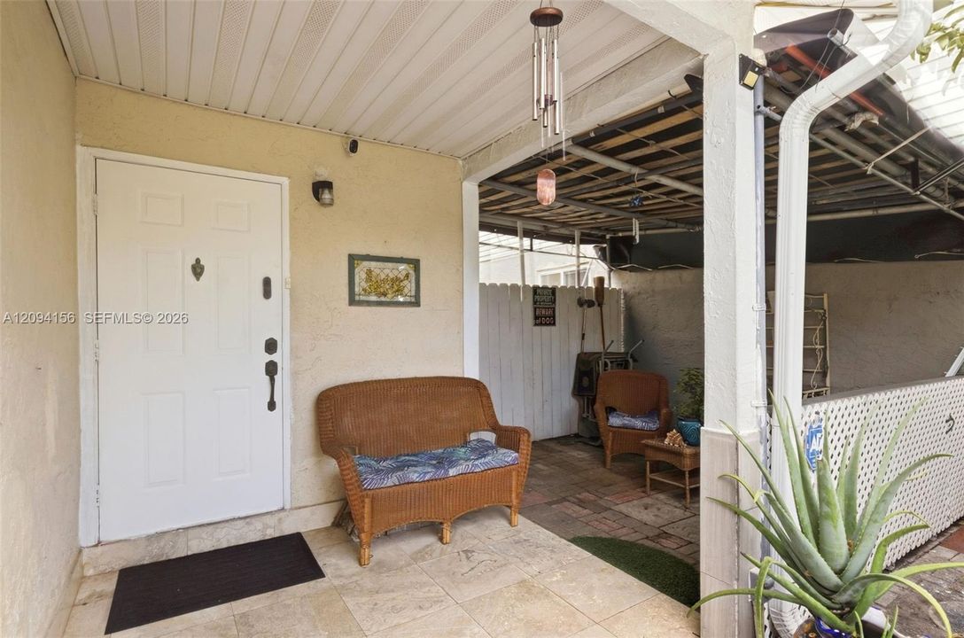 En Venta: $380,000 (3 camas, 2 baños, 1348 Pies cuadrados)