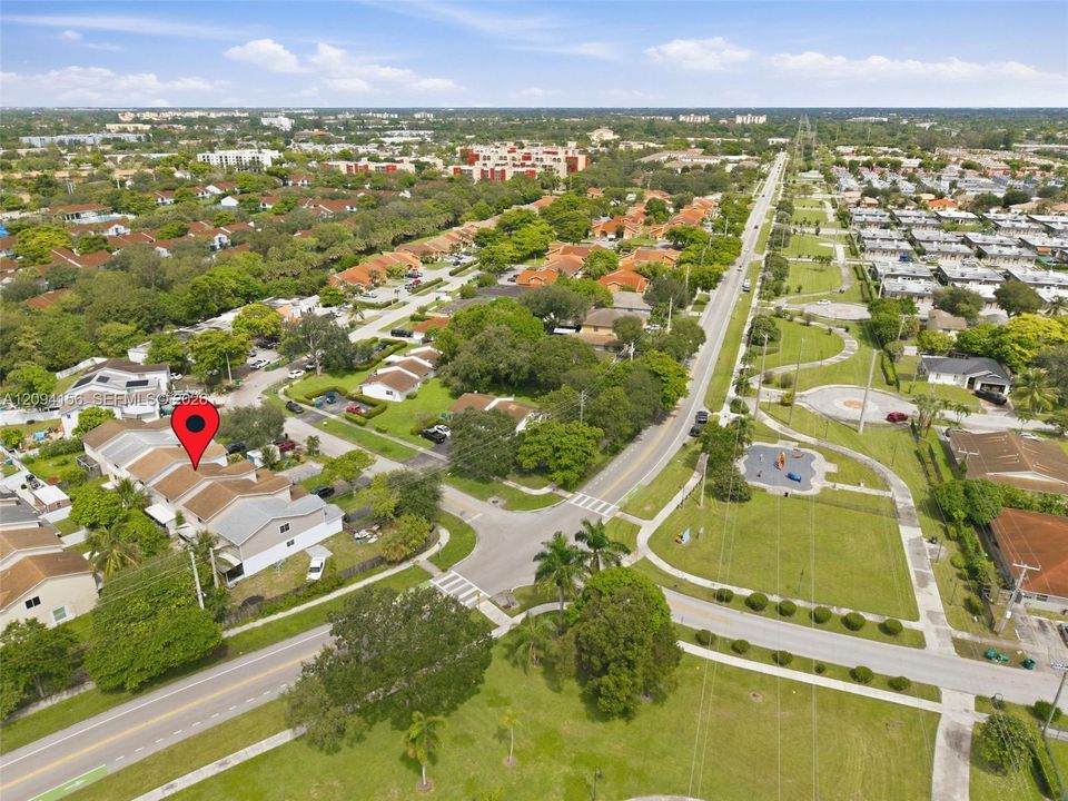 En Venta: $380,000 (3 camas, 2 baños, 1348 Pies cuadrados)