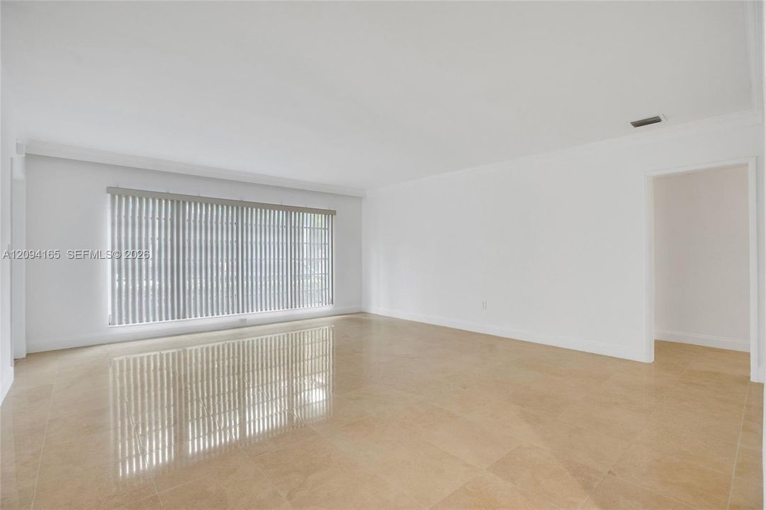 В аренду: $2,200 (1 спален, 1 ванн, 756 Квадратных фут)