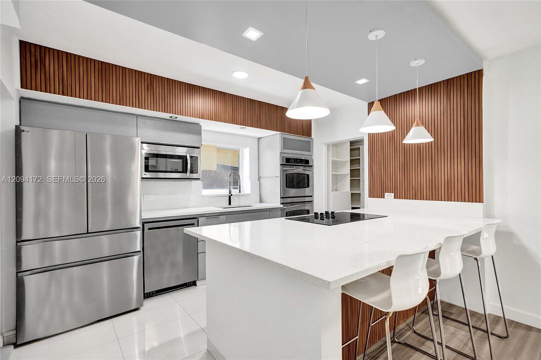 For Rent: $9,500 (4 beds, 2 baths, 2498 Square Feet)