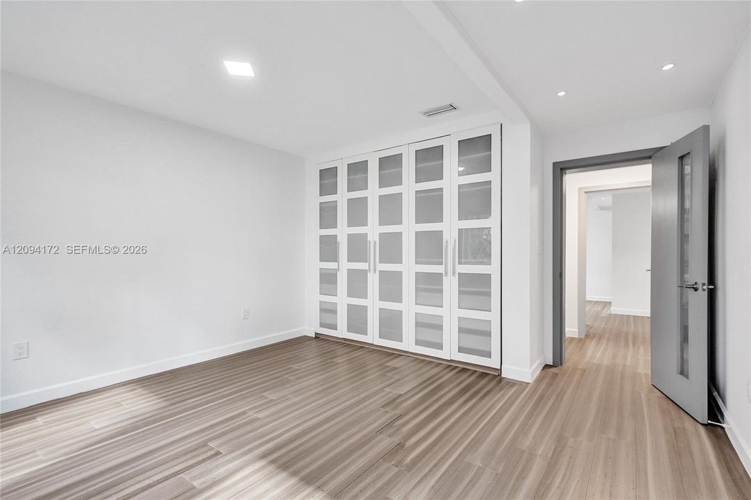 For Rent: $9,500 (4 beds, 2 baths, 2498 Square Feet)