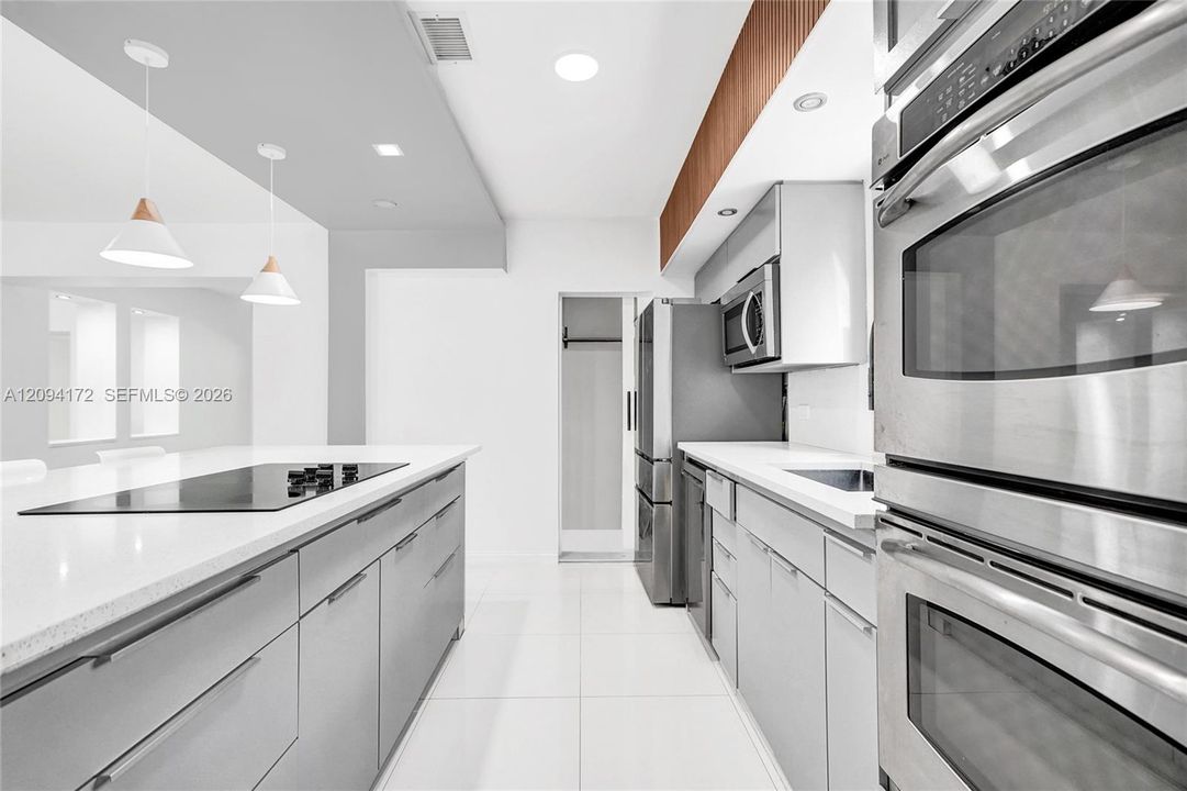 For Rent: $9,500 (4 beds, 2 baths, 2498 Square Feet)
