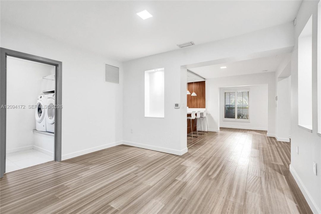For Rent: $9,500 (4 beds, 2 baths, 2498 Square Feet)