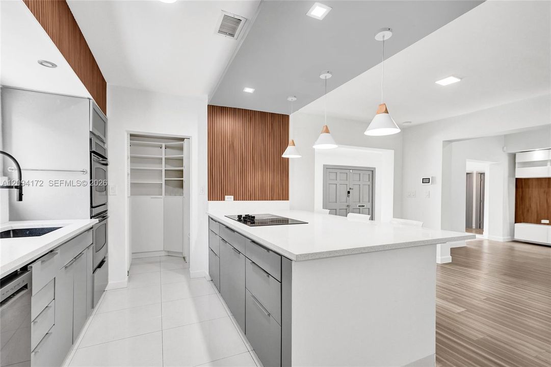 For Rent: $9,500 (4 beds, 2 baths, 2498 Square Feet)