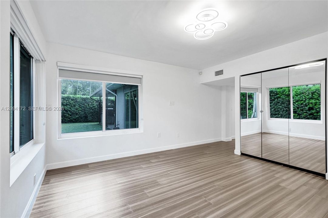 For Rent: $9,500 (4 beds, 2 baths, 2498 Square Feet)