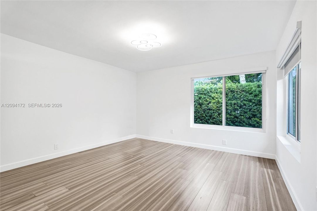 For Rent: $9,500 (4 beds, 2 baths, 2498 Square Feet)