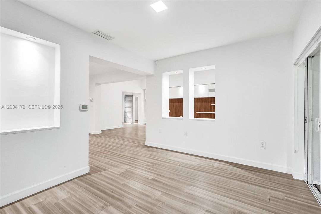 For Rent: $9,500 (4 beds, 2 baths, 2498 Square Feet)