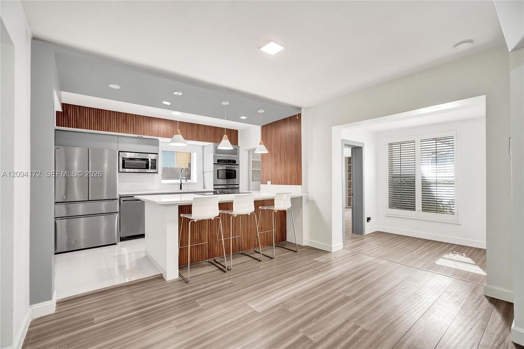 For Rent: $9,500 (4 beds, 2 baths, 2498 Square Feet)