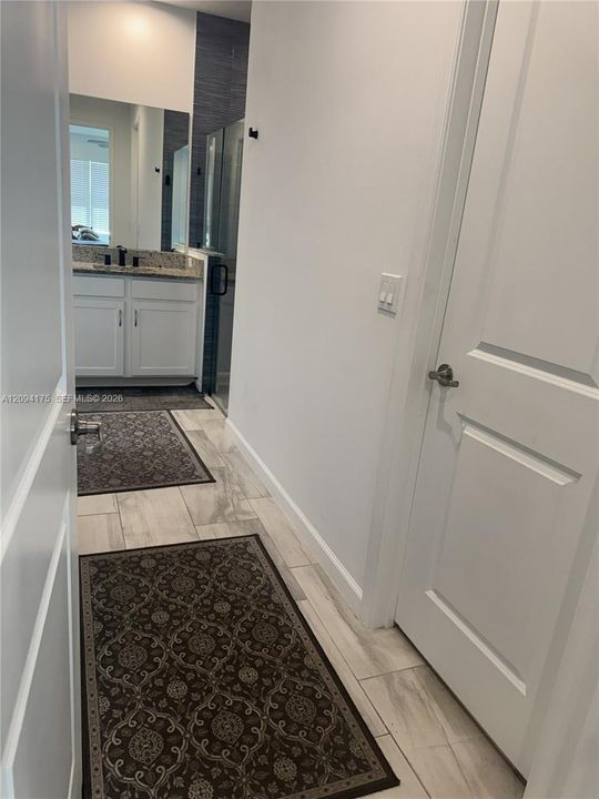 For Sale: $379,000 (2 beds, 2 baths, 1724 Square Feet)