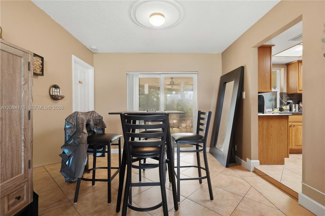 For Sale: $550,000 (4 beds, 2 baths, 1604 Square Feet)