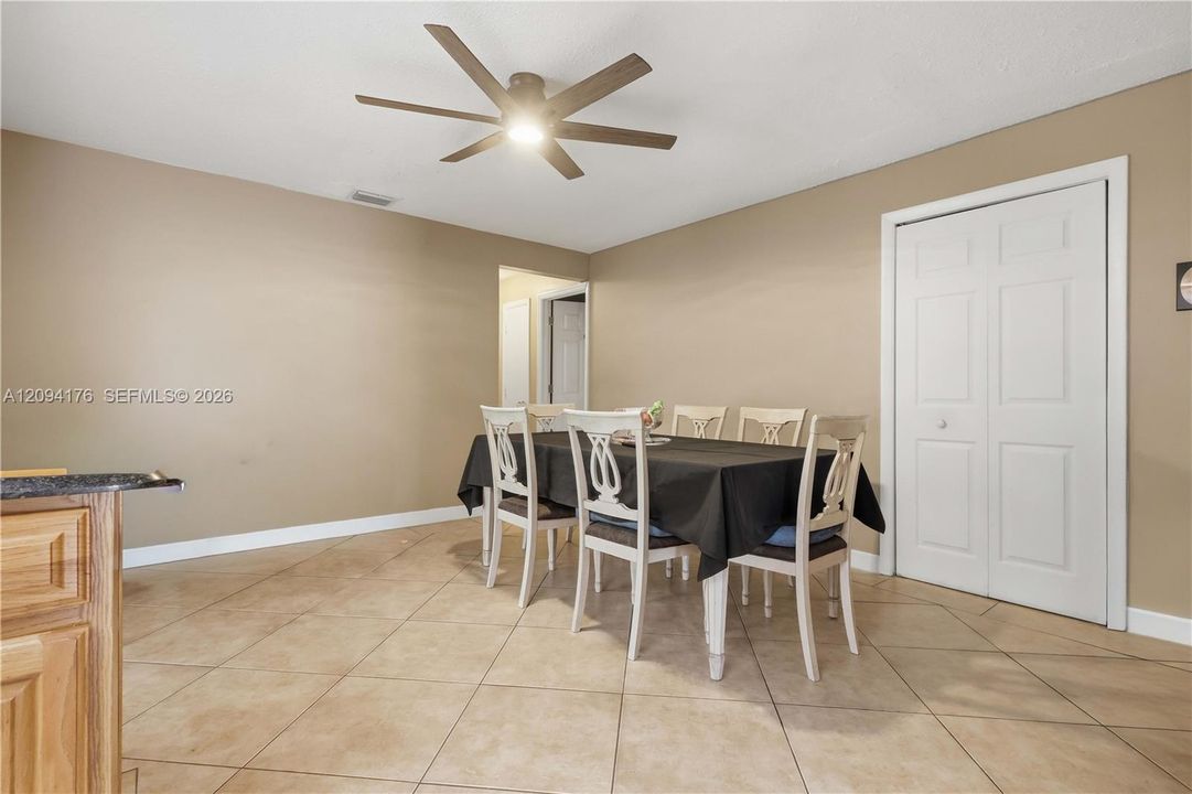 For Sale: $550,000 (4 beds, 2 baths, 1604 Square Feet)