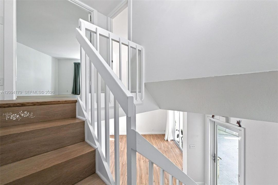 На продажу: $475,000 (2 спален, 2 ванн, 1250 Квадратных фут)