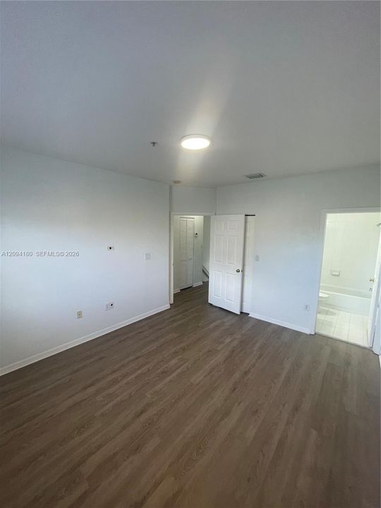 В аренду: $2,900 (3 спален, 2 ванн, 1370 Квадратных фут)