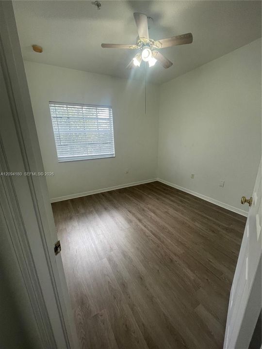 В аренду: $2,900 (3 спален, 2 ванн, 1370 Квадратных фут)