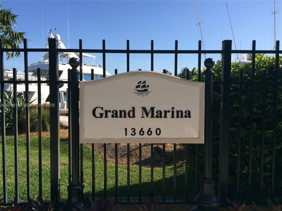 待售: $1,700,000 (0.07 acres)