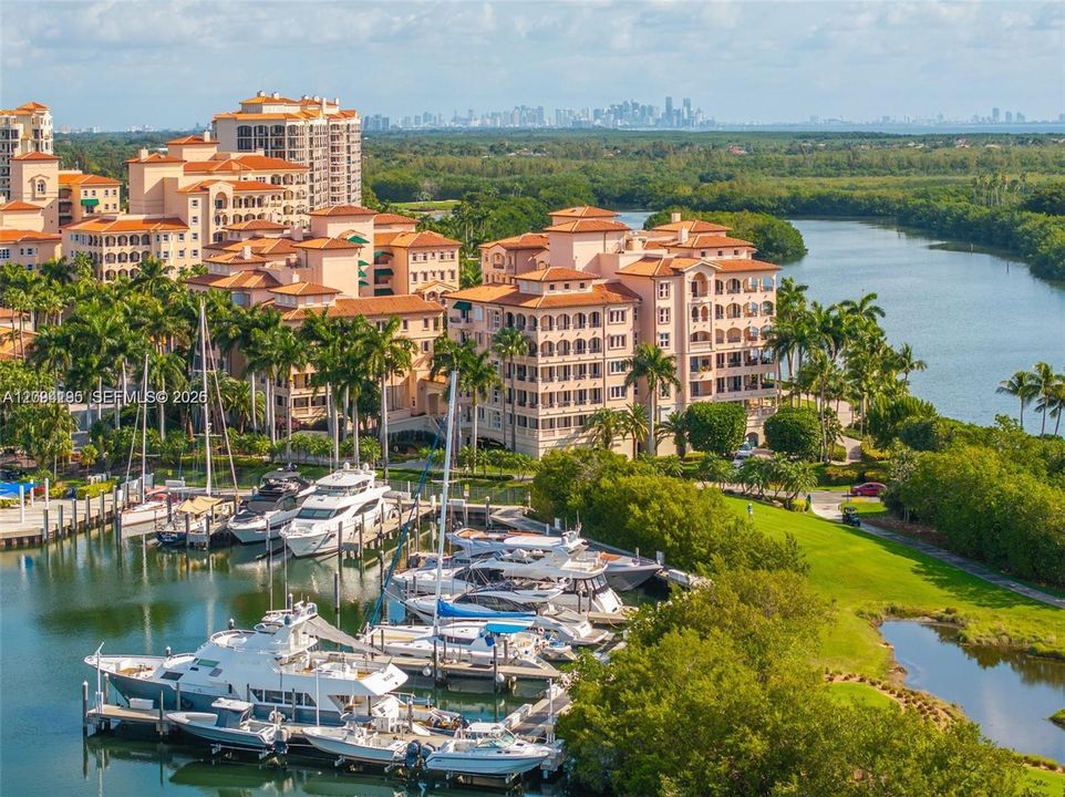 待售: $1,700,000 (0.07 acres)
