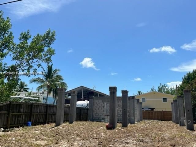 Front Yard view