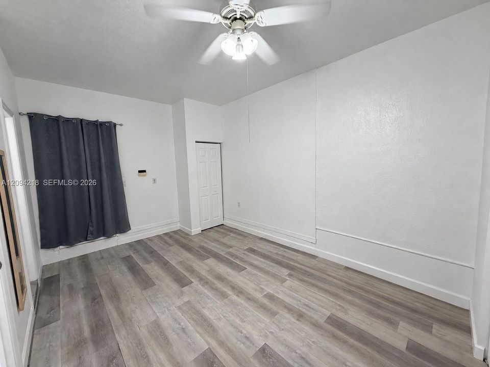 В аренду: $1,590 (1 спален, 1 ванн, 2531 Квадратных фут)