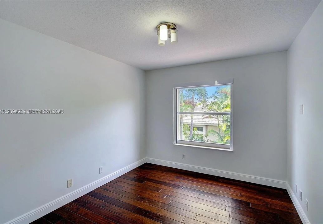 For Rent: $9,000 (5 beds, 3 baths, 3150 Square Feet)