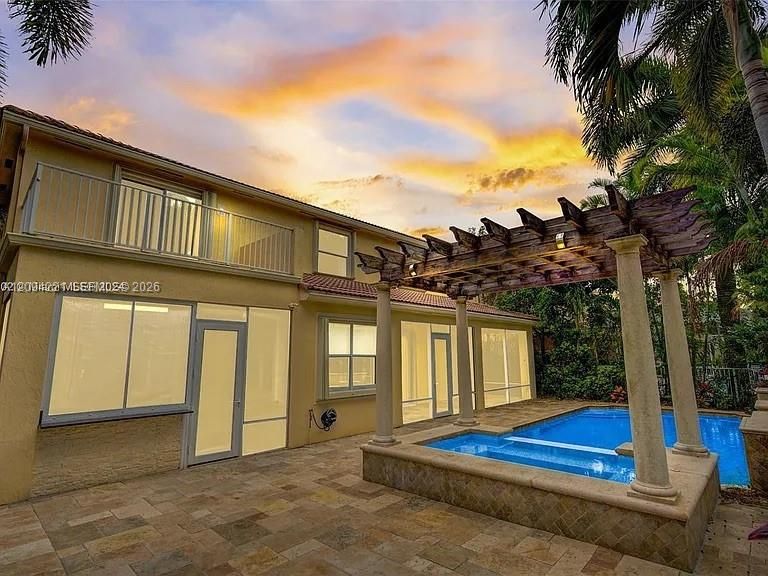 For Rent: $9,000 (5 beds, 3 baths, 3150 Square Feet)