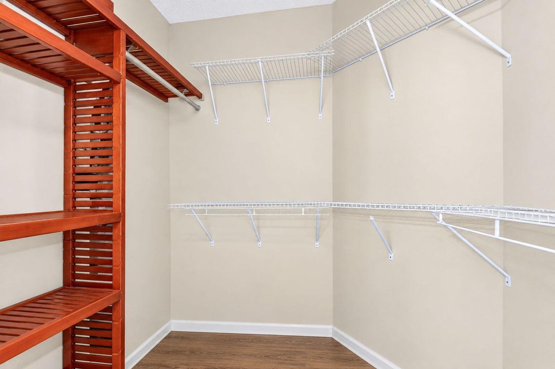 Walk In Closet