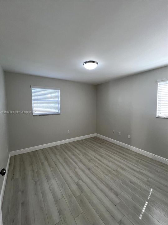В аренду: $2,950 (2 спален, 2 ванн, 990 Квадратных фут)