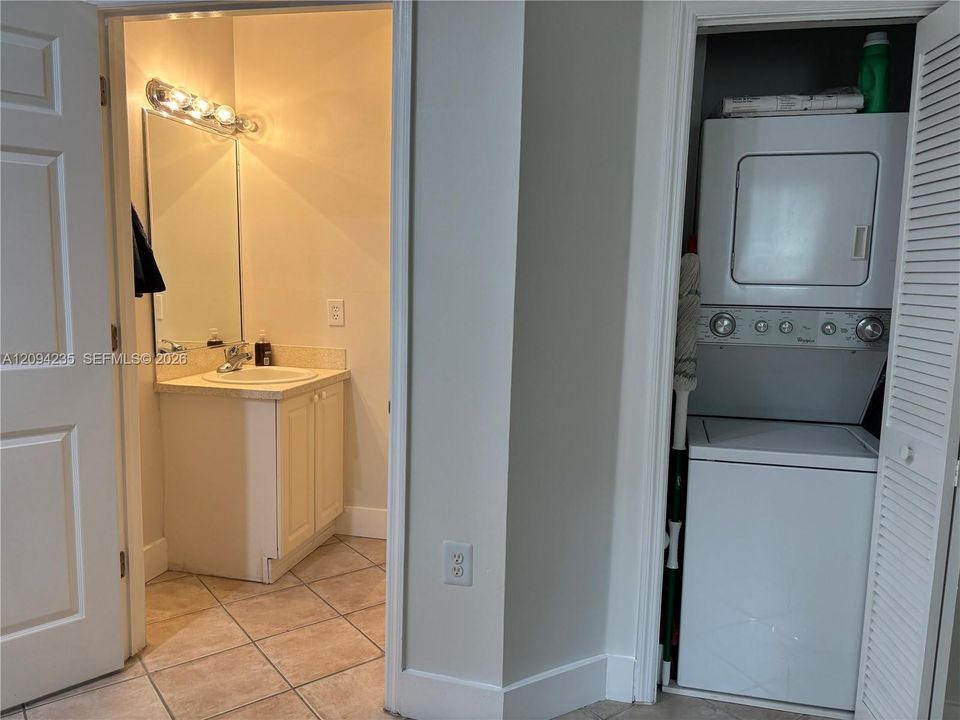 En Venta: $377,000 (1 camas, 1 baños, 580 Pies cuadrados)