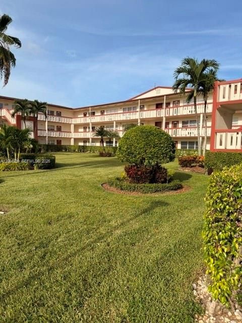 For Rent: $1,850 (1 beds, 1 baths, 600 Square Feet)
