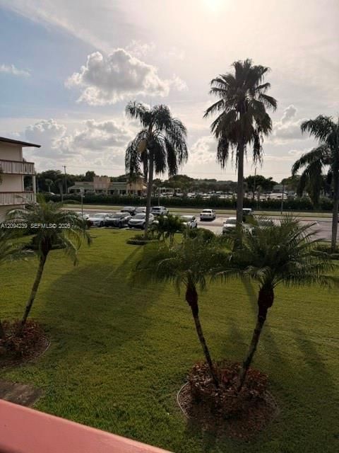 For Rent: $1,850 (1 beds, 1 baths, 600 Square Feet)