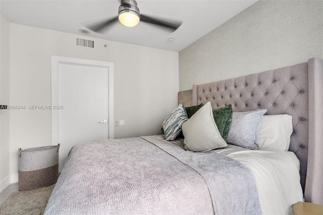 En Venta: $1,800,000 (2 camas, 2 baños, 1170 Pies cuadrados)