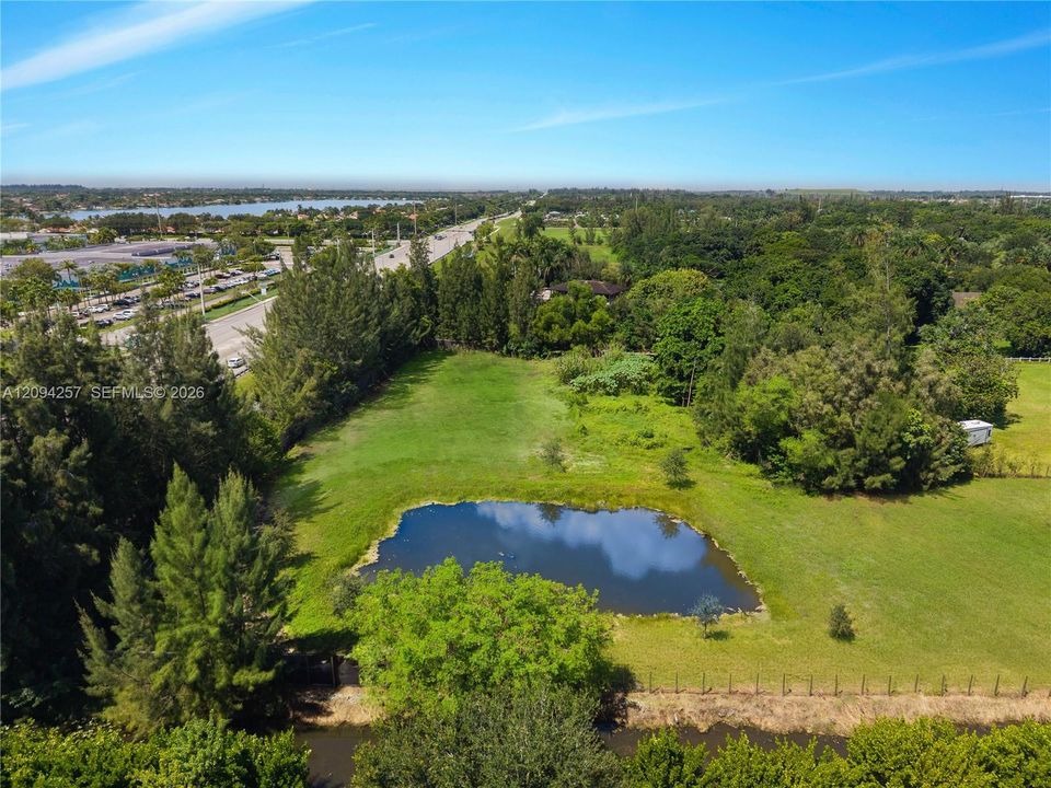 En Venta: $1,375,000 (119,790 sqft)