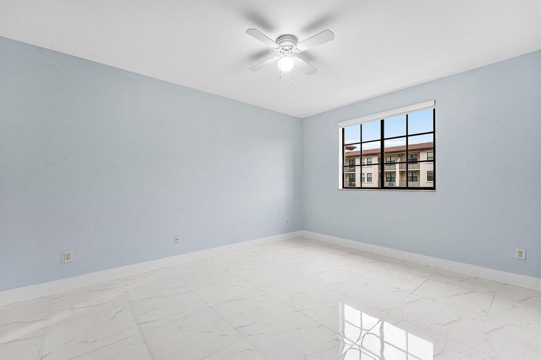 020-233SouthFederalHighway-605-BocaRaton