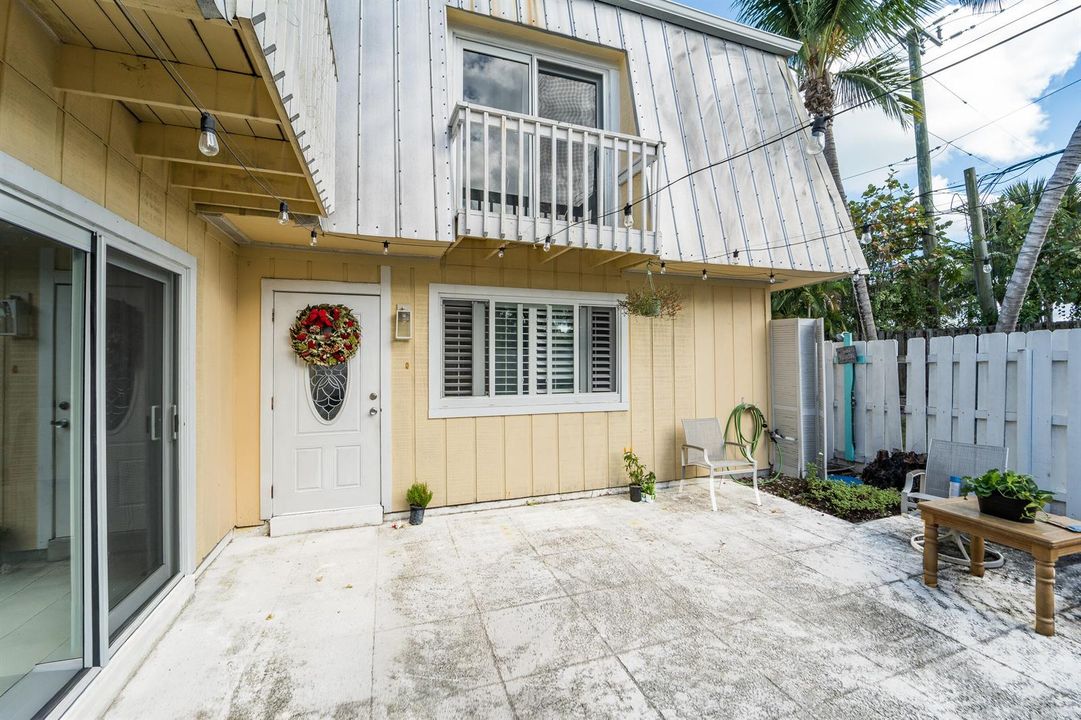 Riverside cove-3