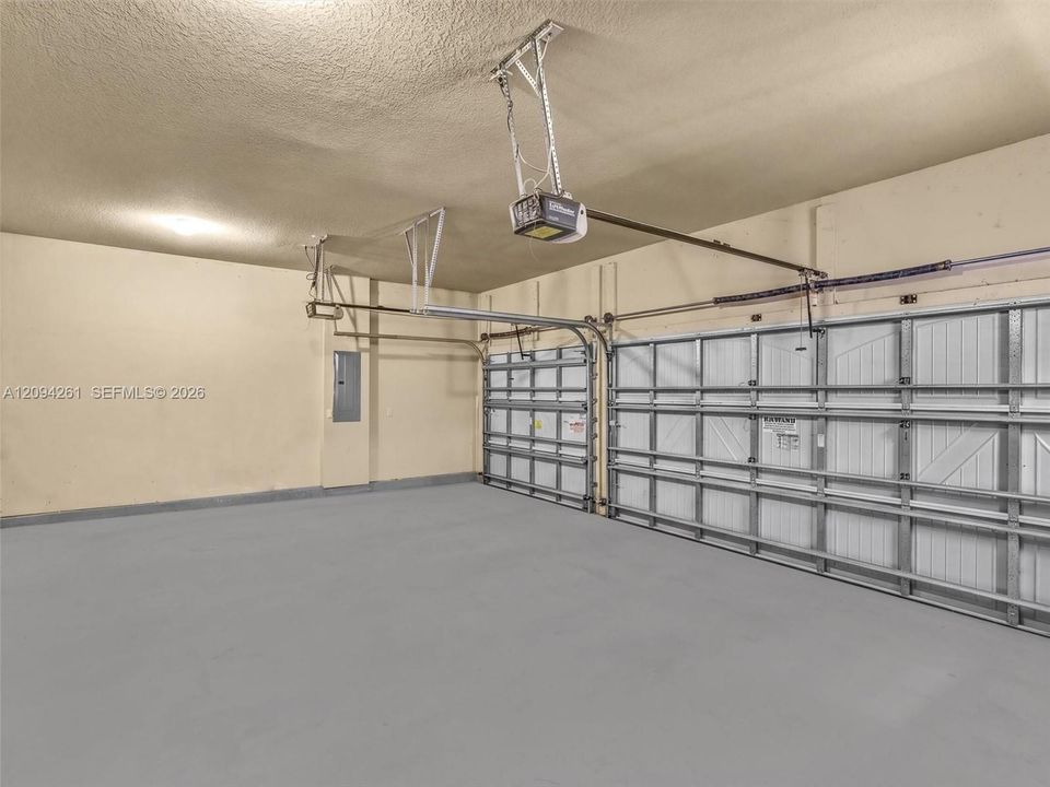 En Venta: $1,240,000 (4 camas, 3 baños, 2942 Pies cuadrados)