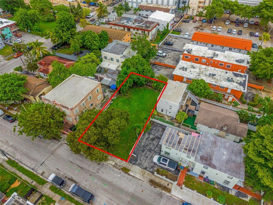 For Sale: $450,000 (0.12 acres)