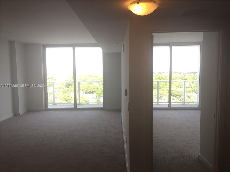 В аренду: $2,490 (1 спален, 1 ванн, 700 Квадратных фут)