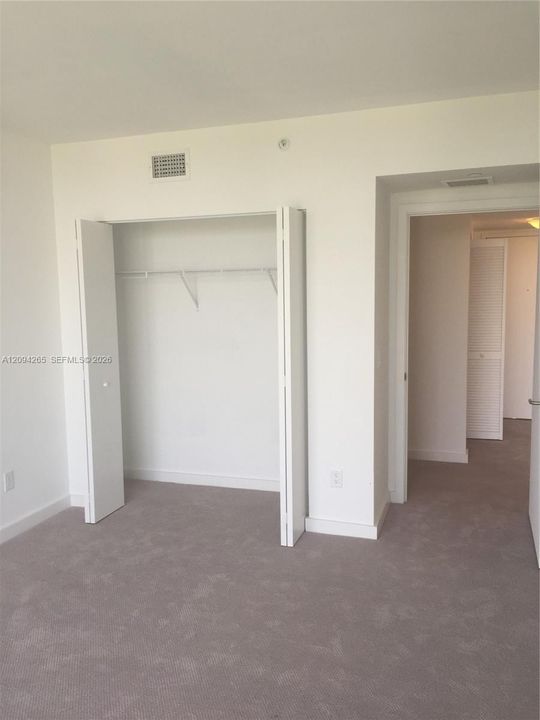 В аренду: $2,490 (1 спален, 1 ванн, 700 Квадратных фут)