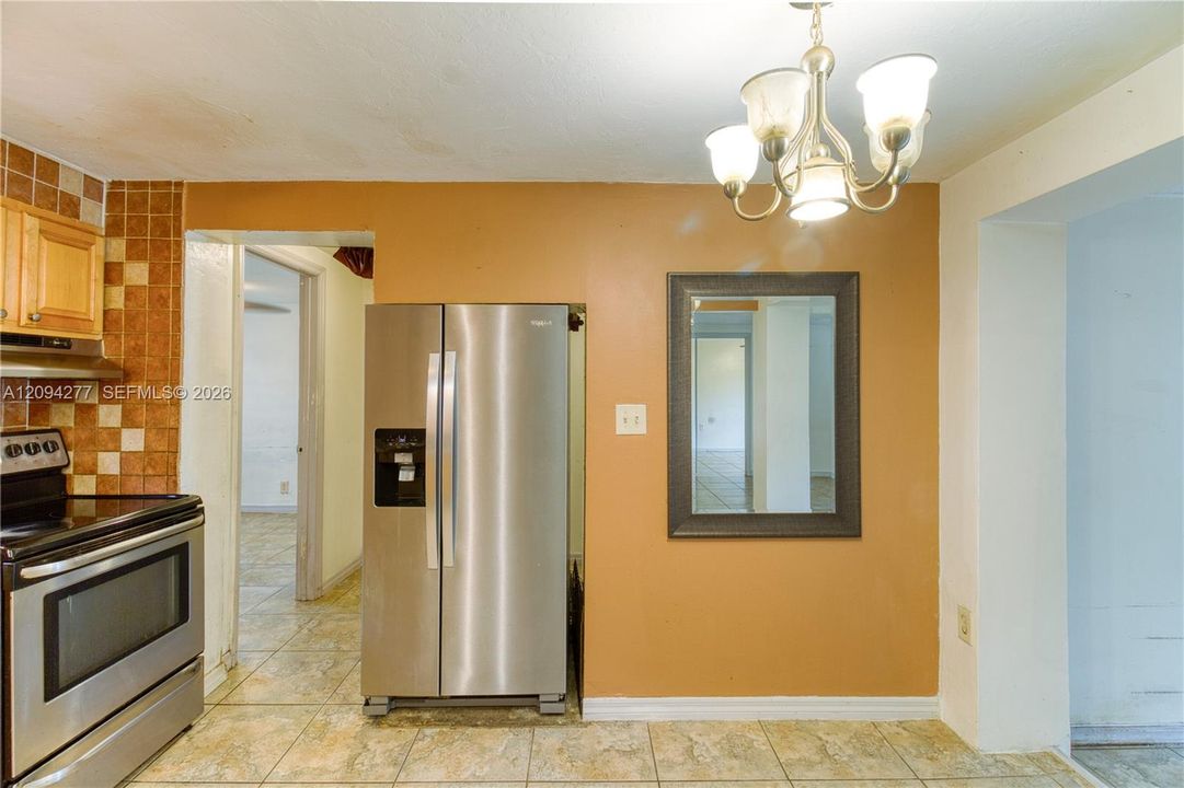 En Venta: $375,000 (3 camas, 2 baños, 1039 Pies cuadrados)