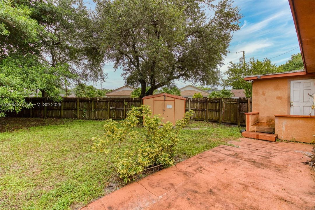 En Venta: $375,000 (3 camas, 2 baños, 1039 Pies cuadrados)
