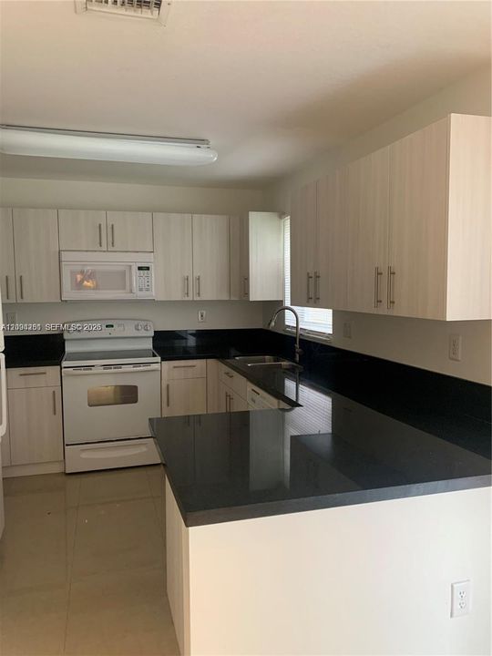 En Renta: $3,200 (3 camas, 2 baños, 1263 Pies cuadrados)
