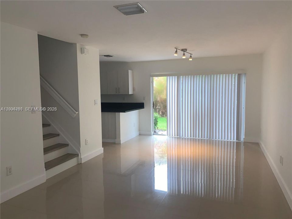 En Renta: $3,200 (3 camas, 2 baños, 1263 Pies cuadrados)