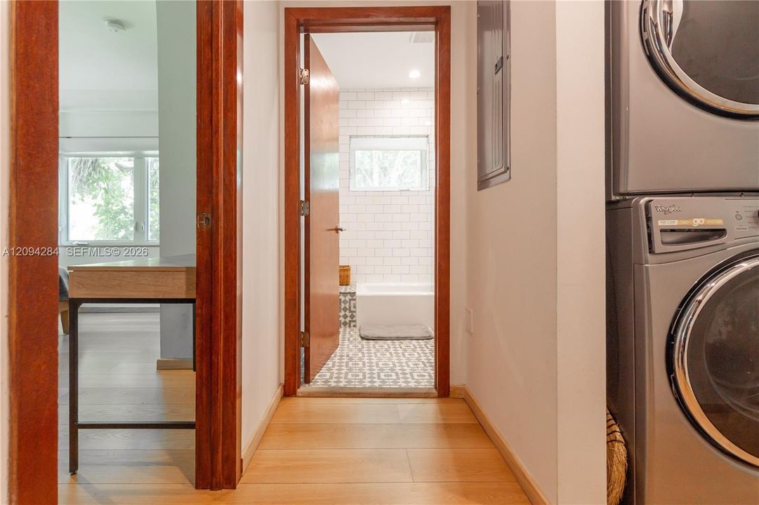 For Rent: $3,650 (3 beds, 2 baths, 2175 Square Feet)