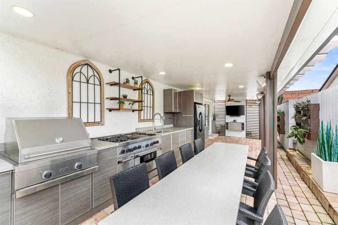 27-web-or-mls-15015-nw-88th-ct