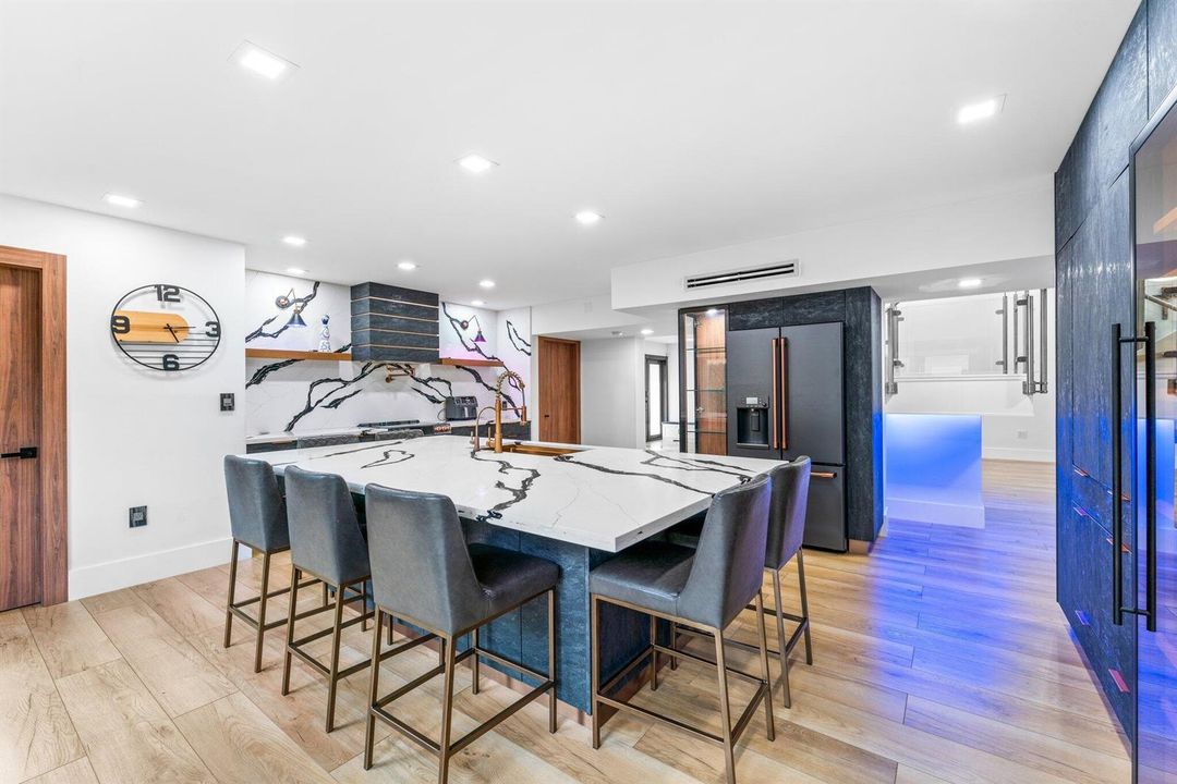 12-web-or-mls-15015-nw-88th-ct