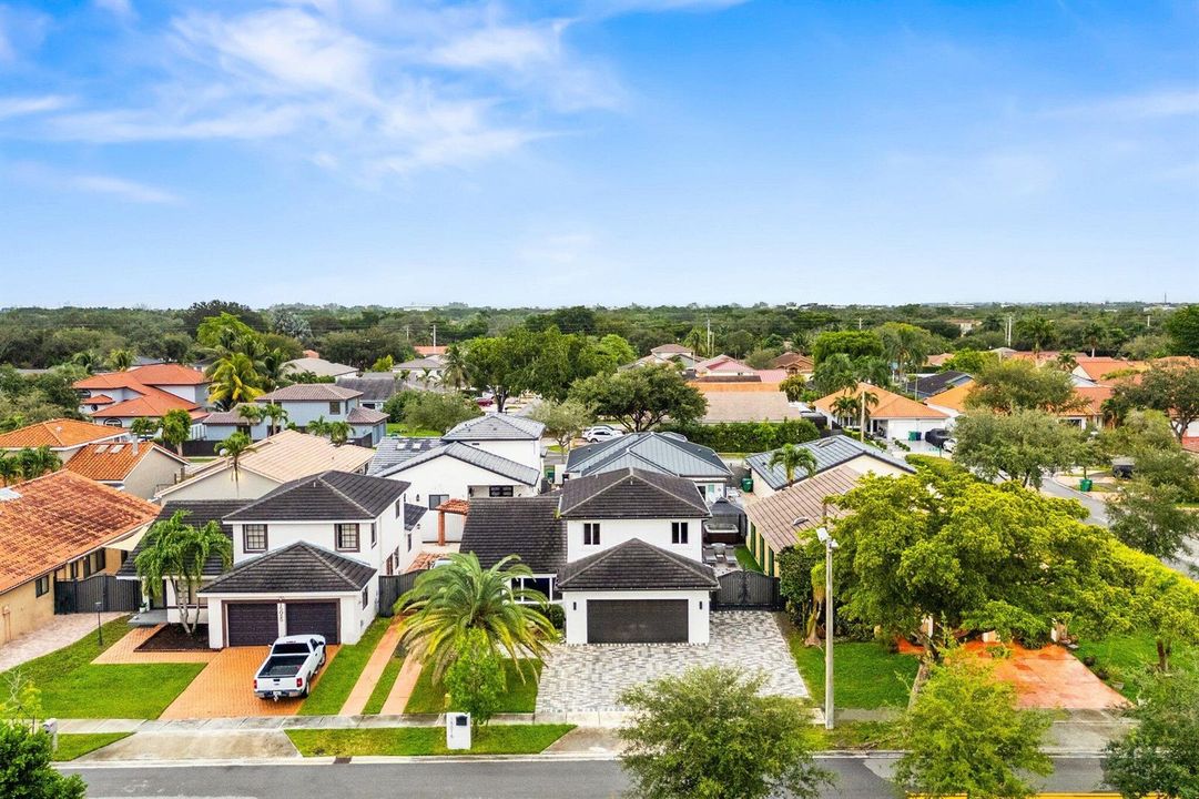 32-web-or-mls-15015-nw-88th-ct